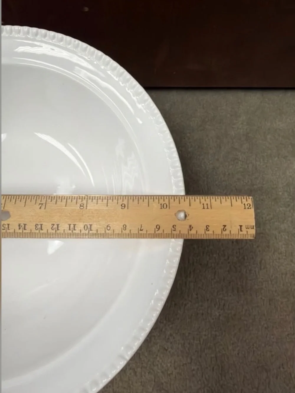 Bella Lux White Ceramic Pedestal Serving Bowl